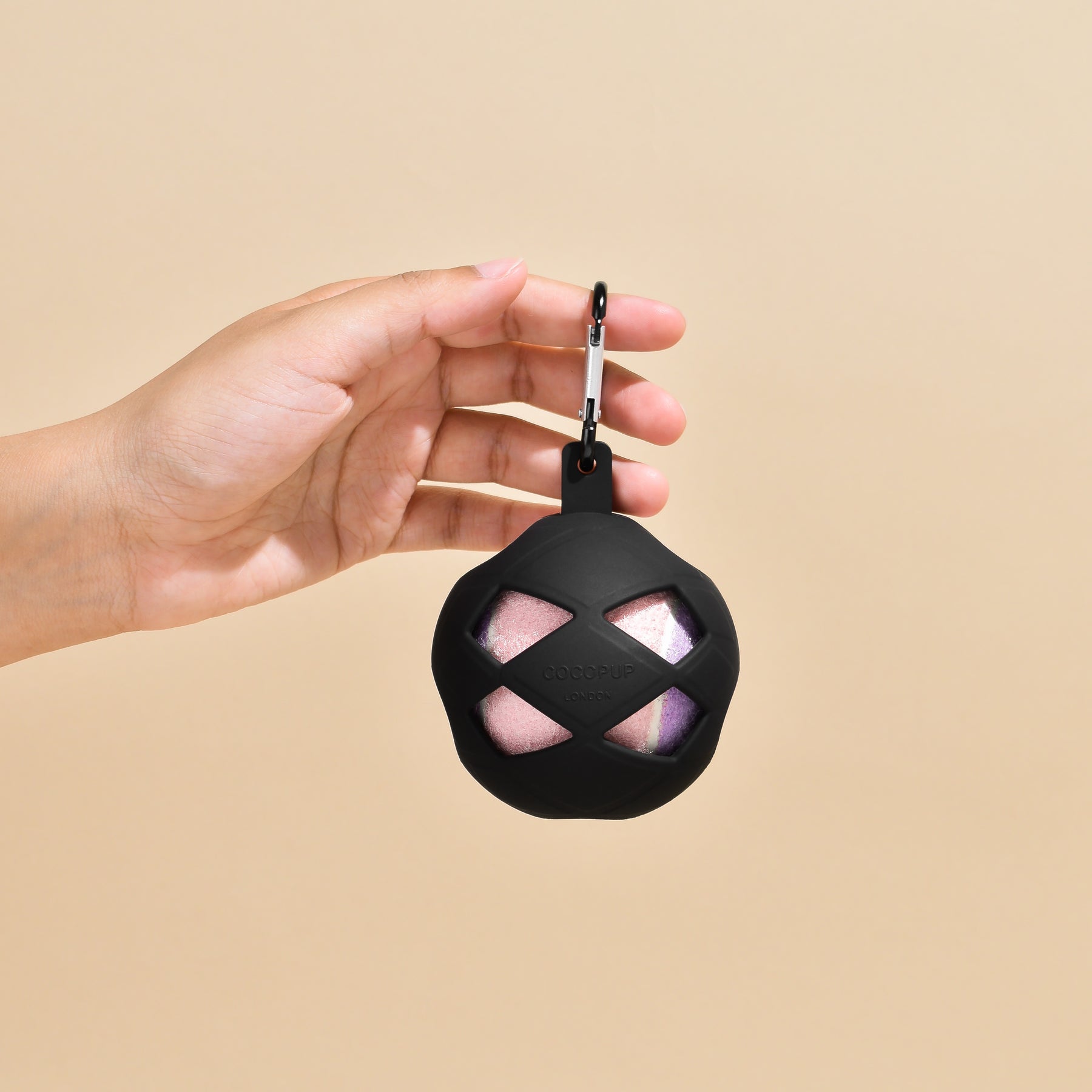 Dog Poop Bag Holder, Waste Bag Holder With Carabiner Clip Hands Free Pet Waste Leash Bag Carrier