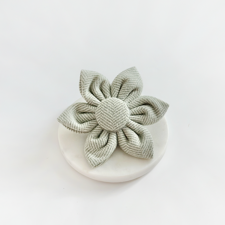 Sage Tweed Collar Flower