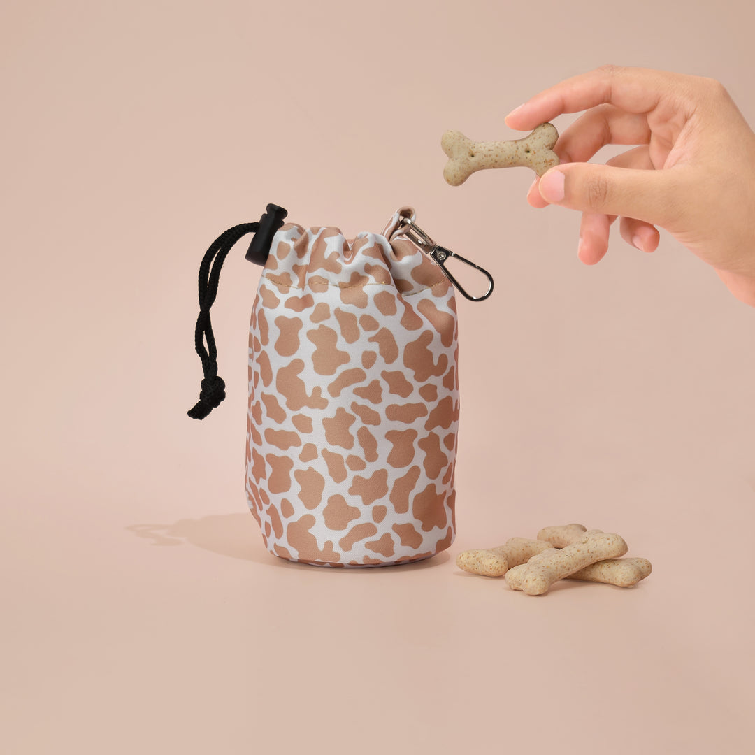 Cream-Cow-Print-Drawstring-Closure-Dog-Treat-Pouch-With-Clip